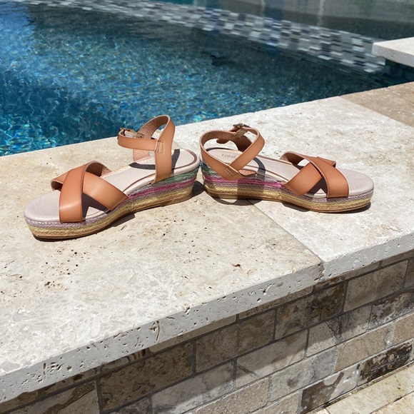 Nine West Wedges - Picture 2 of 6